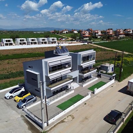Elinor Apartments ฟิออยิตา ภายนอก รูปภาพ