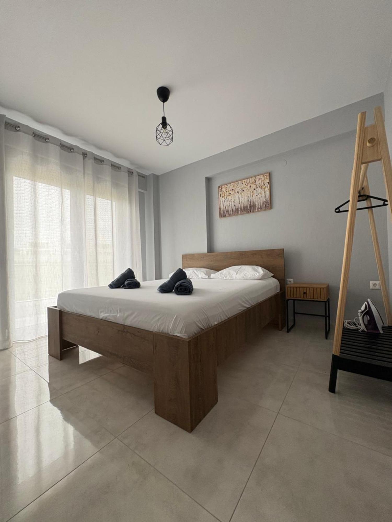 Elinor Apartments ฟิออยิตา ภายนอก รูปภาพ