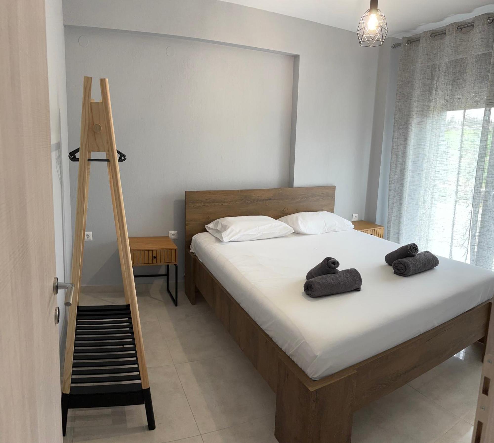 Elinor Apartments ฟิออยิตา ภายนอก รูปภาพ