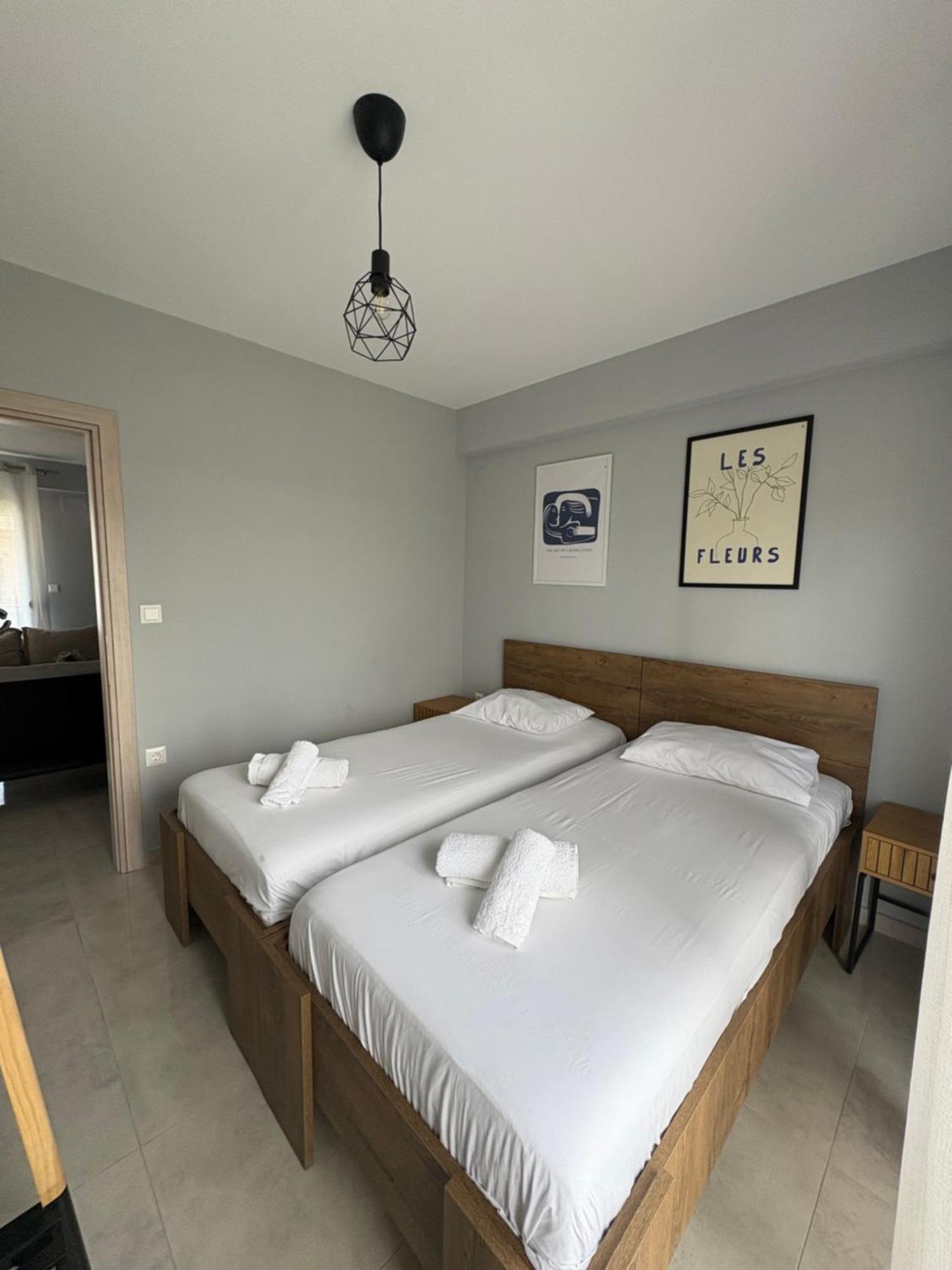 Elinor Apartments ฟิออยิตา ภายนอก รูปภาพ