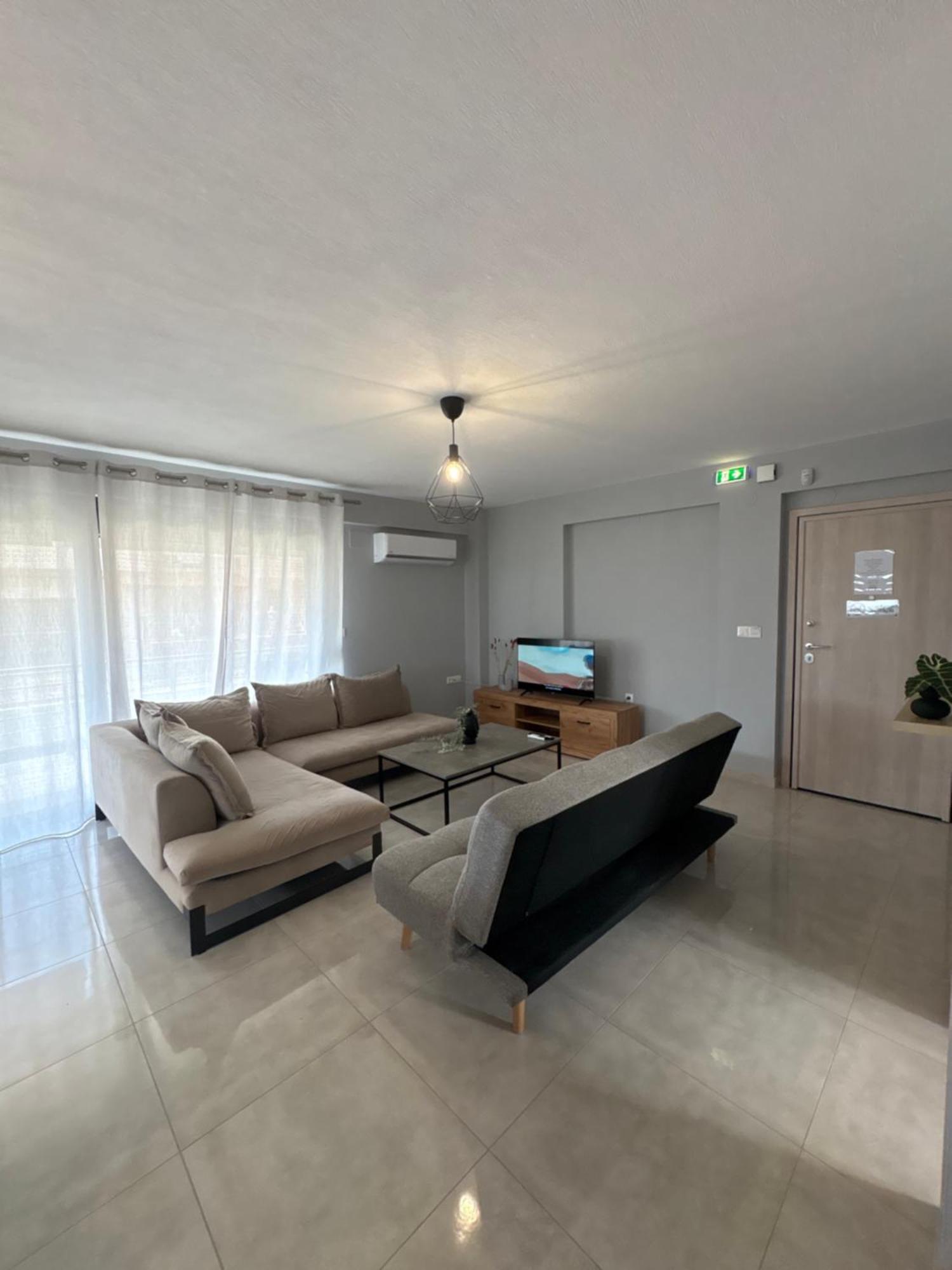 Elinor Apartments ฟิออยิตา ภายนอก รูปภาพ